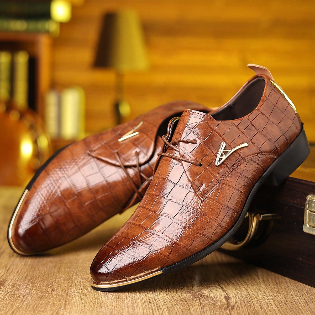 Große Herren-Freizeitschuhe in – Large Men Formal Wear Bewertung und Preis