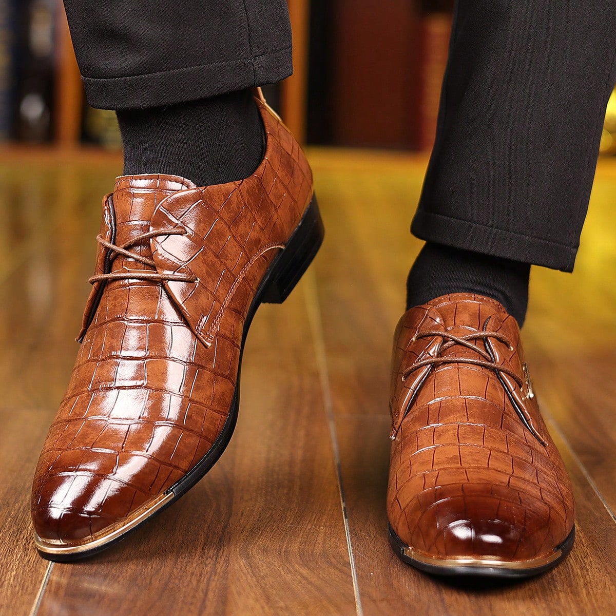 Große Herren-Freizeitschuhe in – Large Men Formal Wear Bewertung und Preis